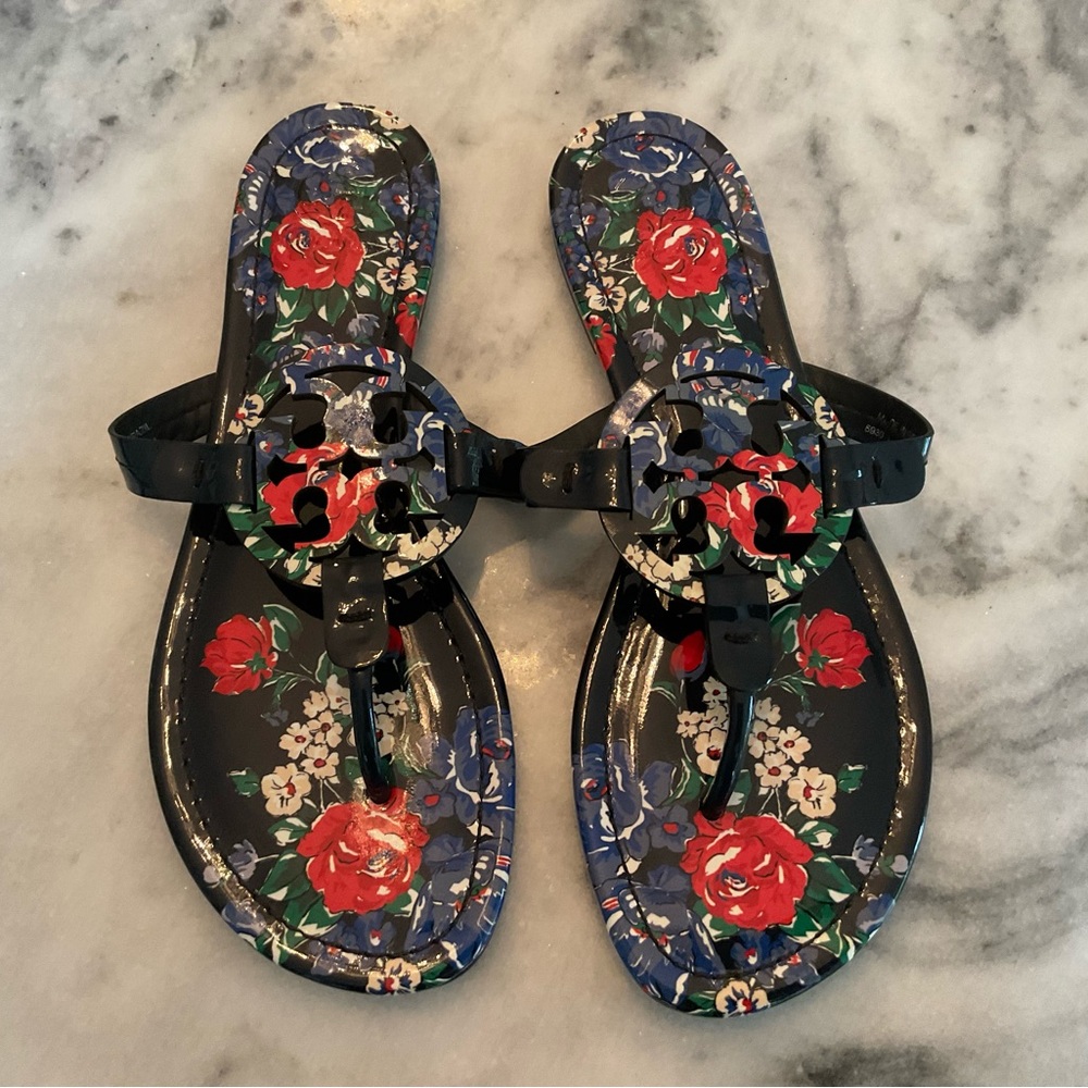 Tory Burch brand new millers, size 8
